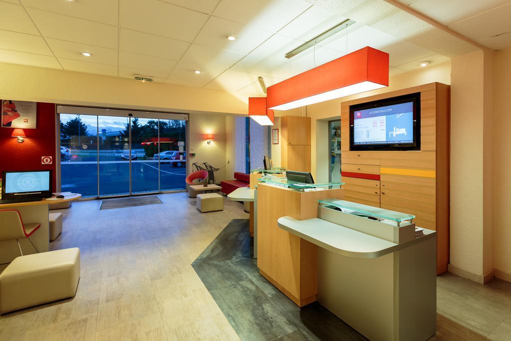 Ibis Clermont Ferrand Sud Herbet Exterior foto